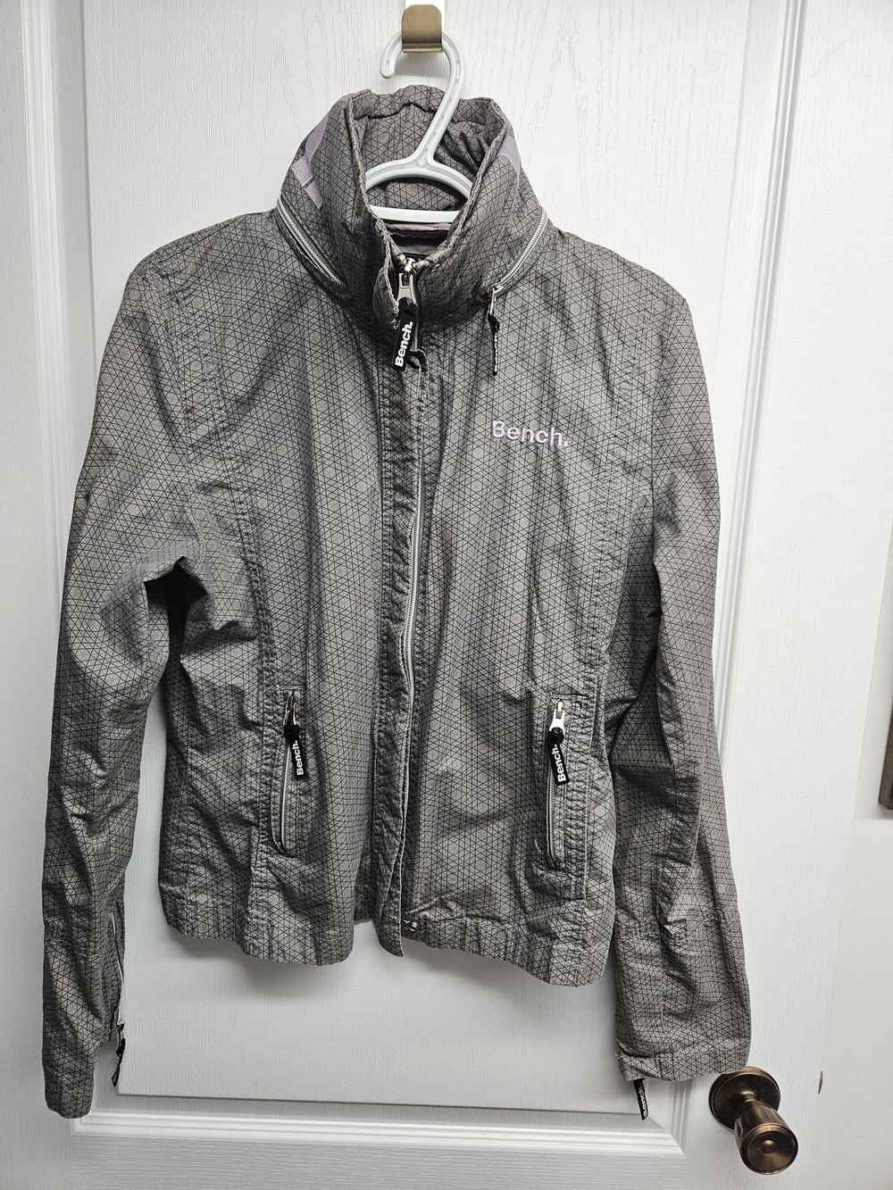 Womens Bench Windbreaker XL